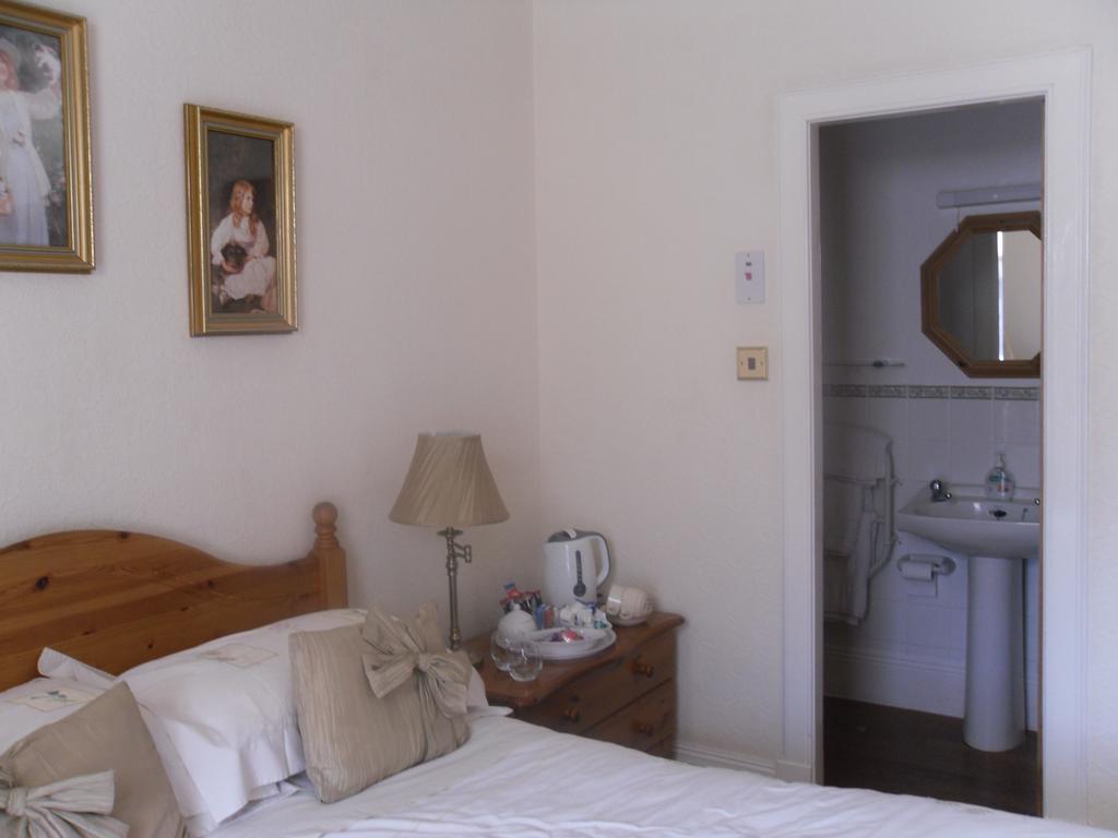 Ardfern Guest House Perth Pokój zdjęcie
