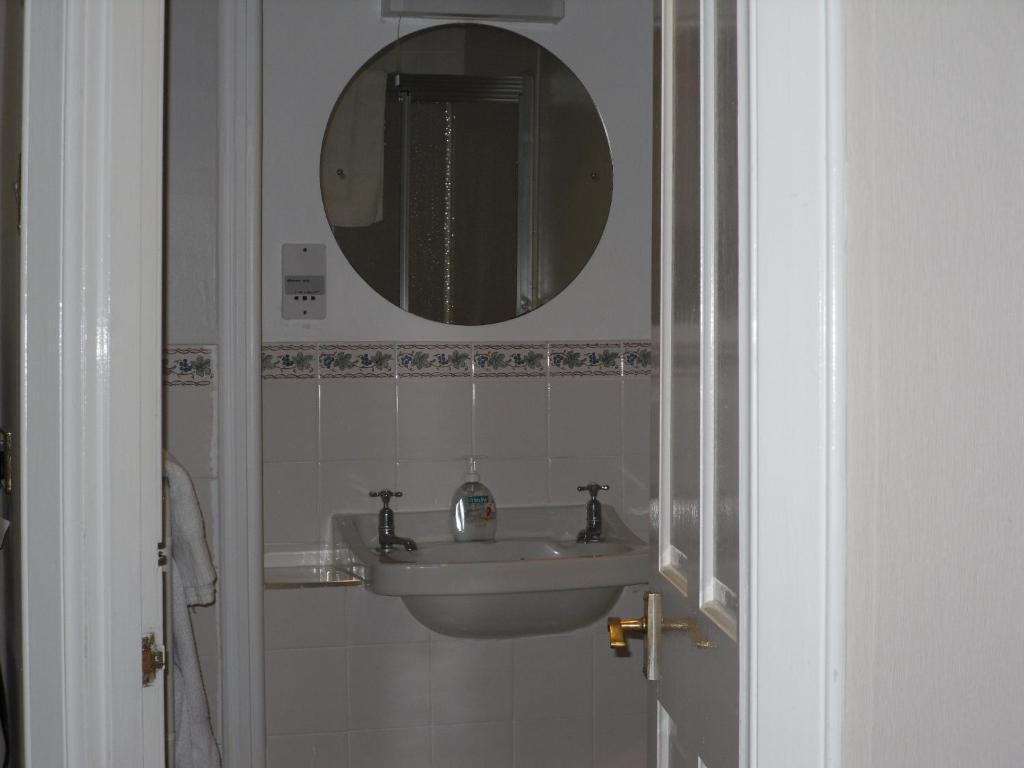 Ardfern Guest House Perth Pokój zdjęcie